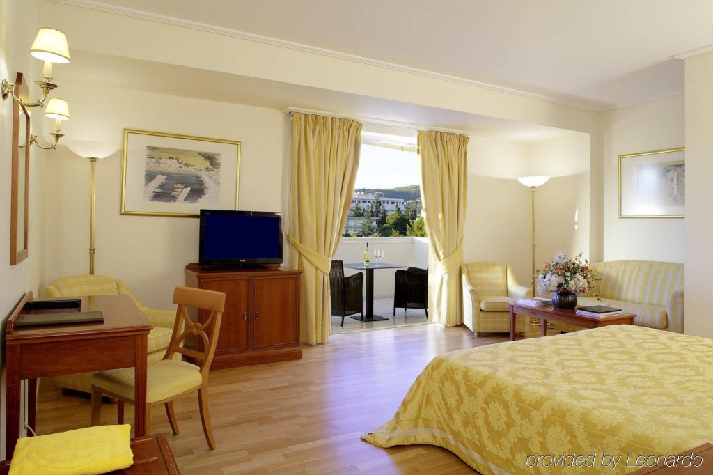 Фото Theoxenia Palace Hotel