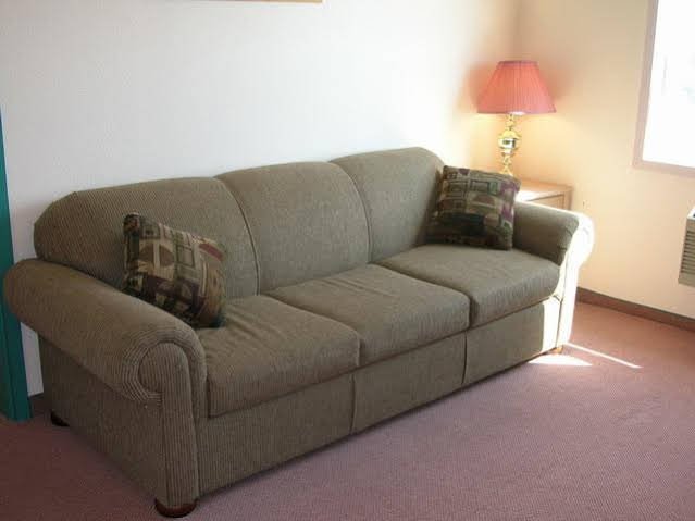 Фото Super 8 Edmonton/west