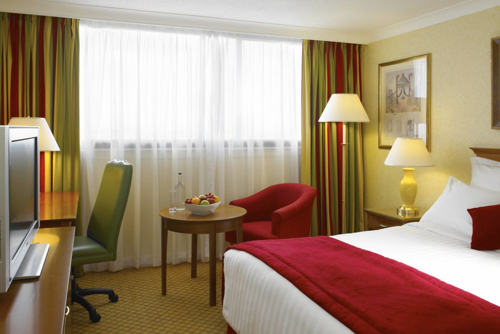 Фото Cardiff Marriott Hotel