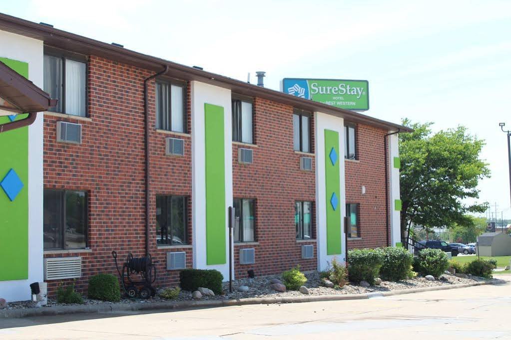 Фото SureStay Hotel by Best Western Cedar Rapids