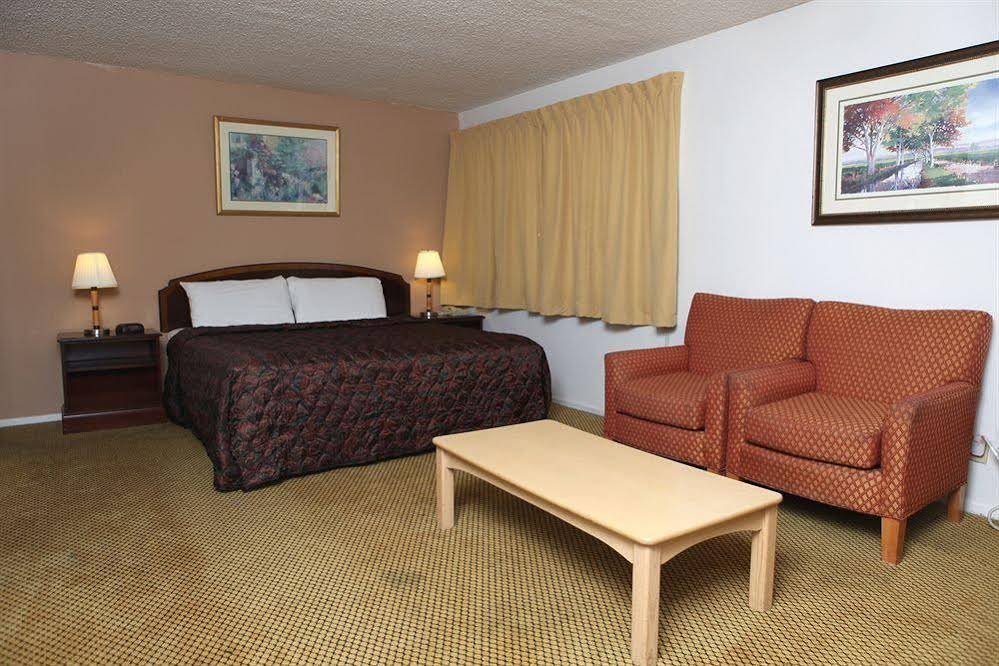 Фото Granada Inn