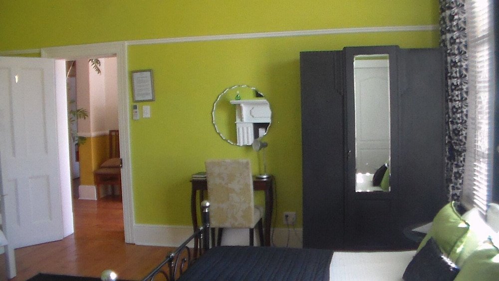 Фото The 3 Chimneys Guest House