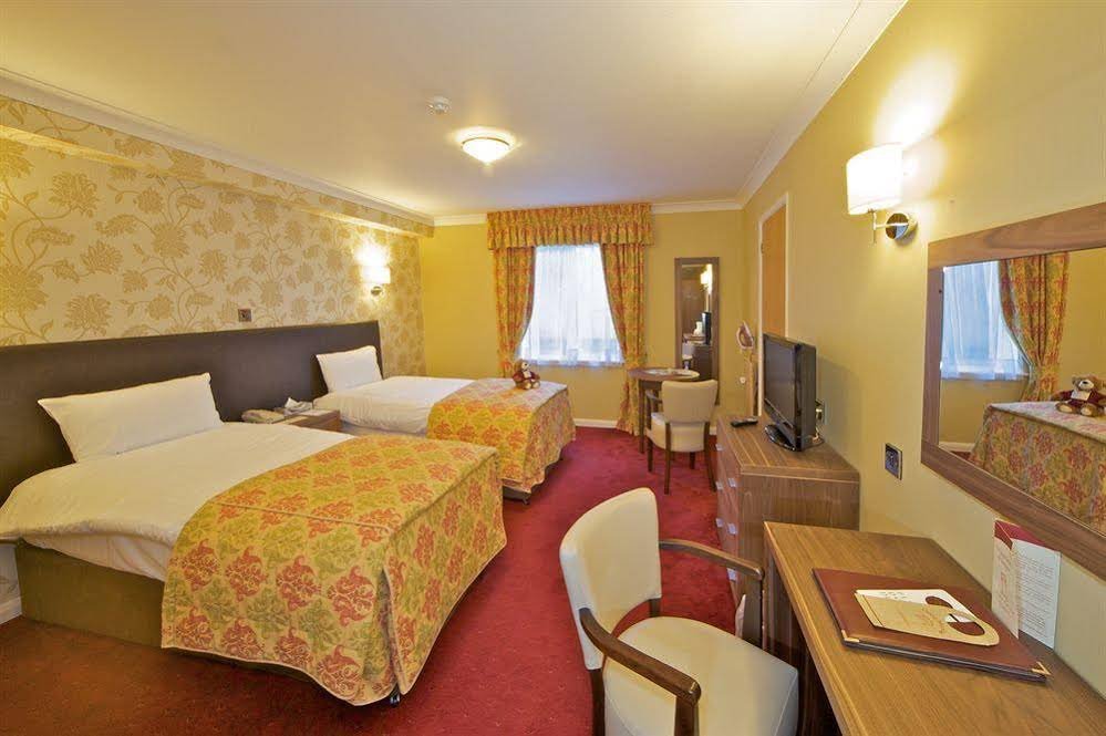 Фото Milford Hall Hotel & SPA