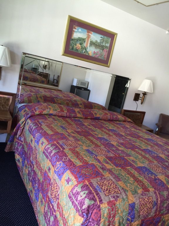 Фото Eagle Rock Motel