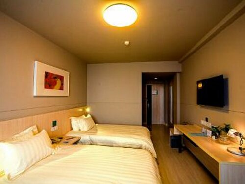 Гостиница Jinjiang Inn Fuxin Yingbin Street в Фусини
