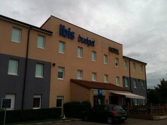 Гостиница Ibis budget Pouilly-en-Auxois