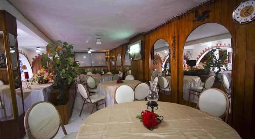 Фото Ideal Villa Hotel