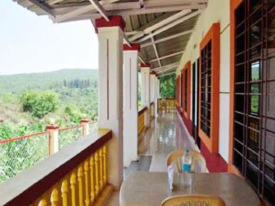 Фото Hirkani Garden & Resort