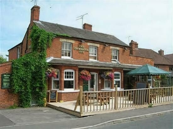 Гостиница The Emmbrook Inn