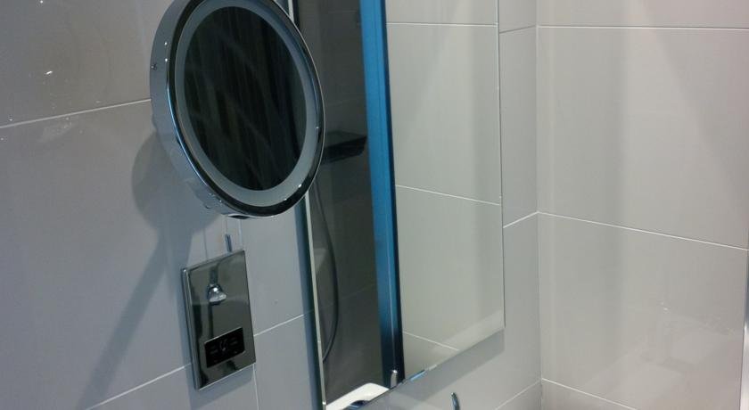 Фото Great St Helen Hotel