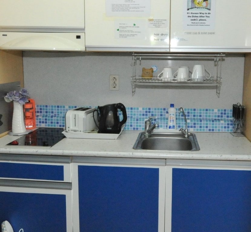 Фото High Street Guest House Hongdae