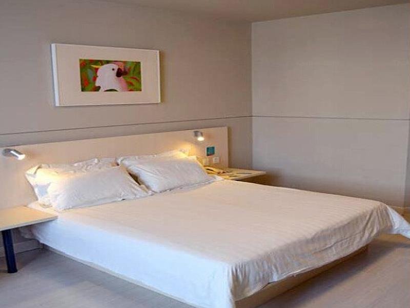 Фото Jinjiang Inn Dujiangyan Taiping Street