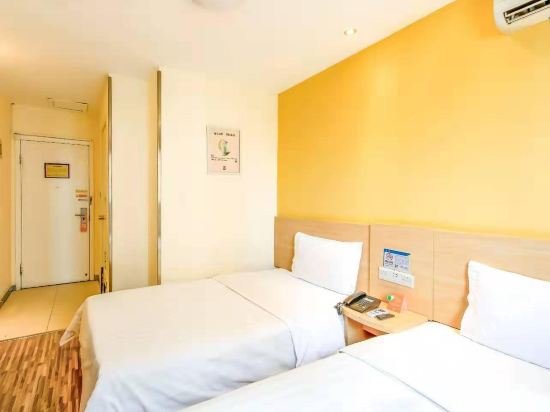 Фото 7 Days Inn Huaqiangbei Subway Station