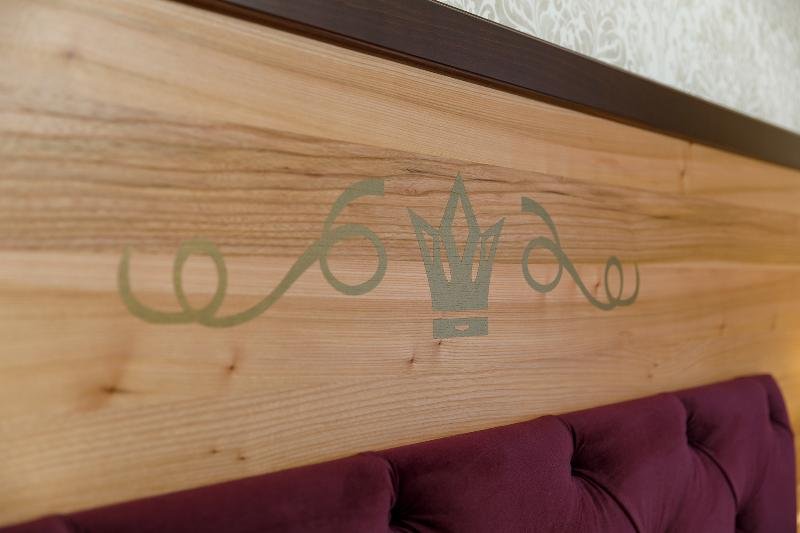 Фото Schlosskrone