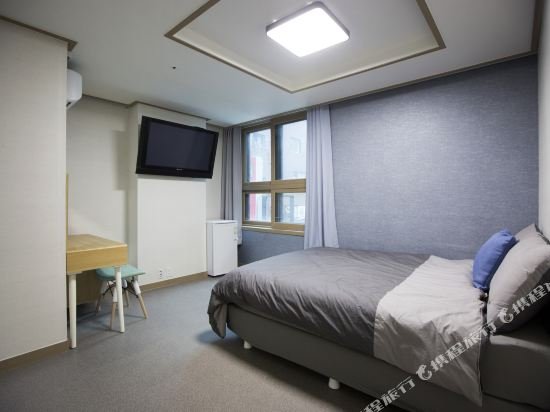 Фото 24guesthouse Sinchon