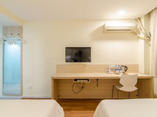 Фото Hanting Hotel Dalian Olympic Square