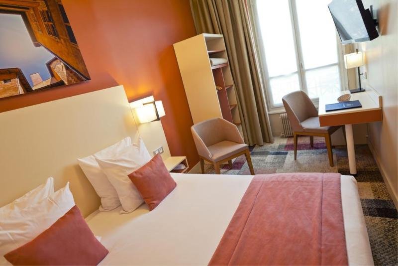 Фото Hôtel des Remparts