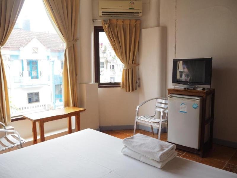 Фото Relax Guesthouse