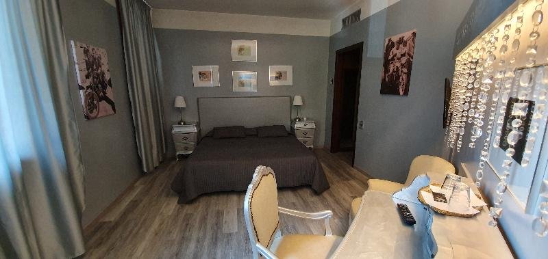 Фото Admiral Hotel