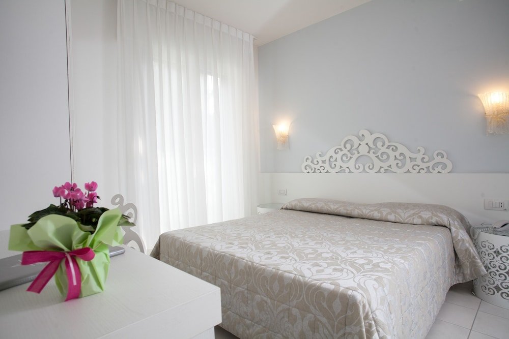 Фото Отель Альбатрос