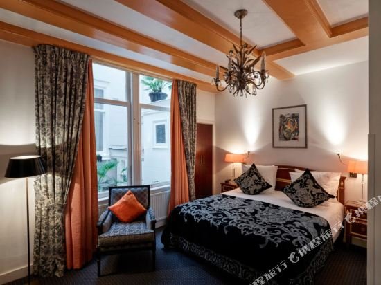 Фото Ambassade Hotel