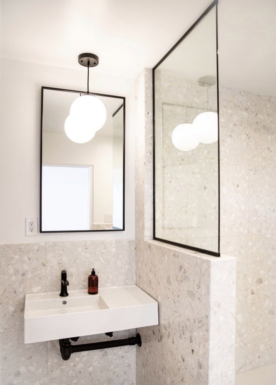 Фото The Pearl Hotel