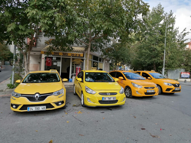 Taksi Yunus Emre Taksi, Üsküdar, foto