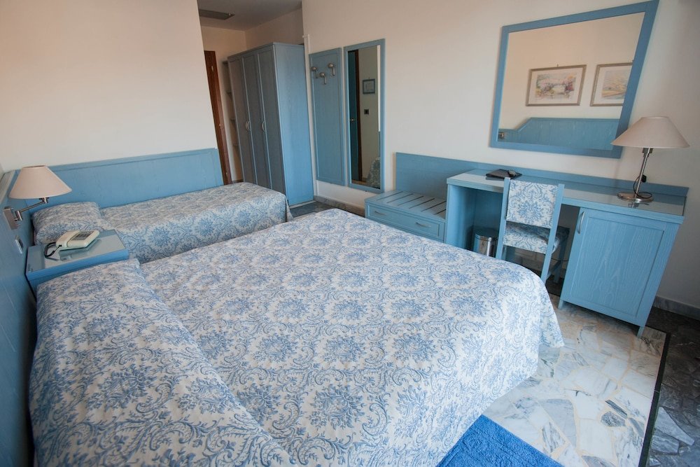 Фото Hotel Ariston