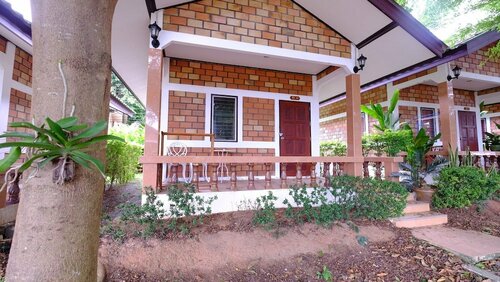 Гостиница Baan Kwan Charoen Bungalow