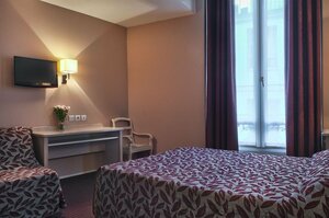 Hotel Eugenie (6e Arrondissement, Rue Saint-André-des-Arts, 31), hotel