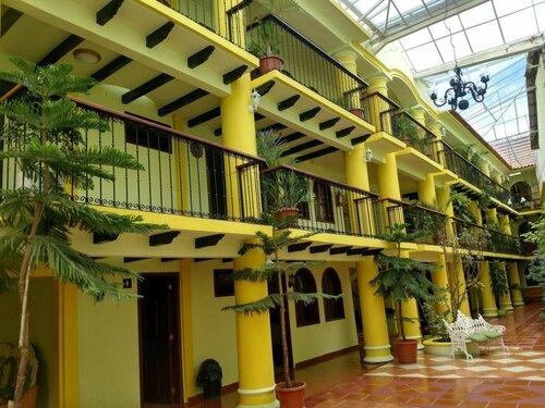Гостиница Hotel Jardines del Carmen в Сан-Кристобаль-де-лас-Касасе