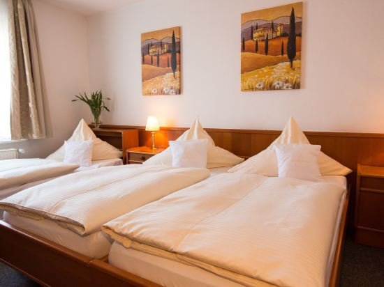 Фото Boutique Hotel Goldene Henne