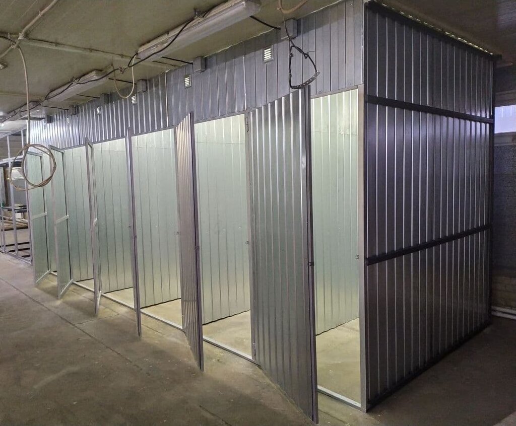 Изготовление перегородок из профлиста