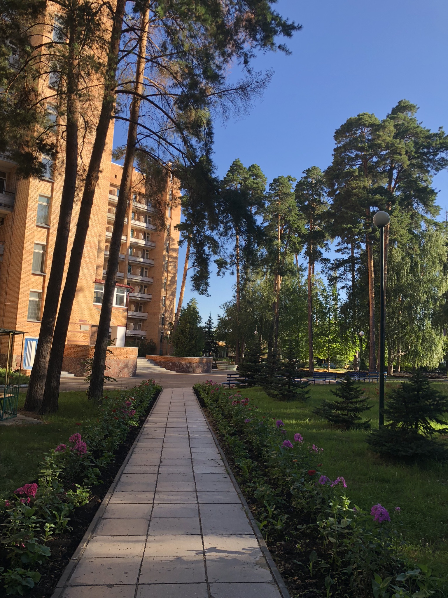 Фото отеля 2