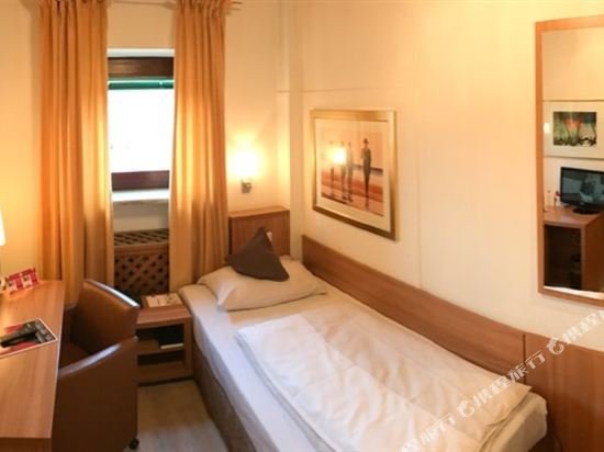 Фото City Hotel Ost am Kö