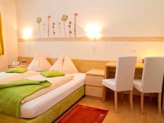 Фото Hotel Zlami - Holzer