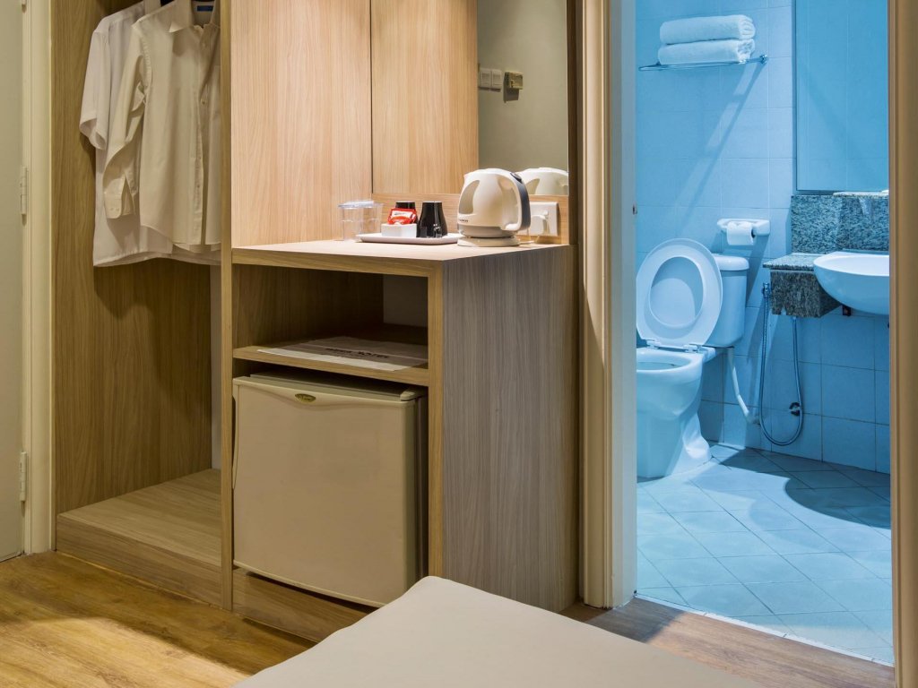 Фото Hotel Zambuger Wira Kuala Lumpur