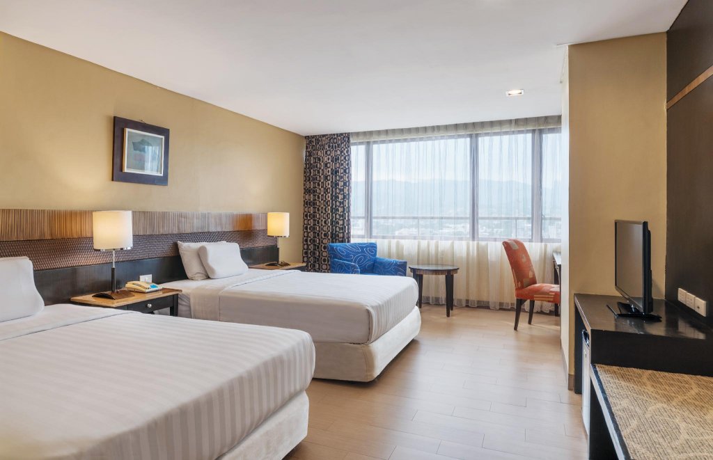 Фото Summit Circle Cebu