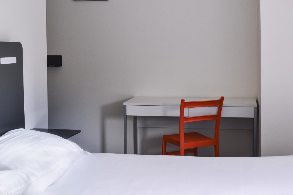 Фото EasyHotel Rotterdam City Centre