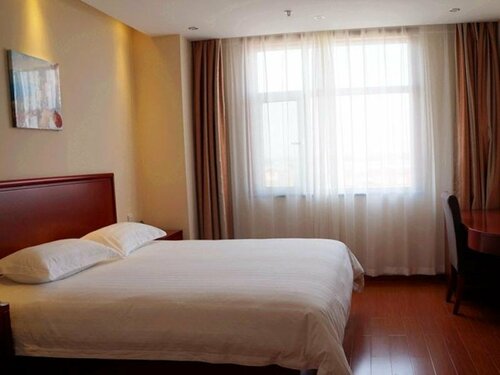 Гостиница GreenTree Inn DingZhou Railway Station Business Hotel