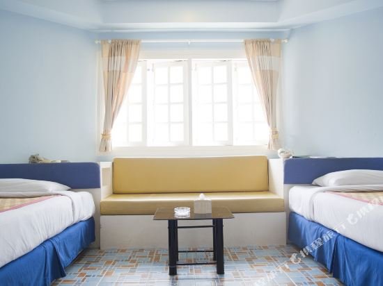 Фото Bangsaen Villa Hotel