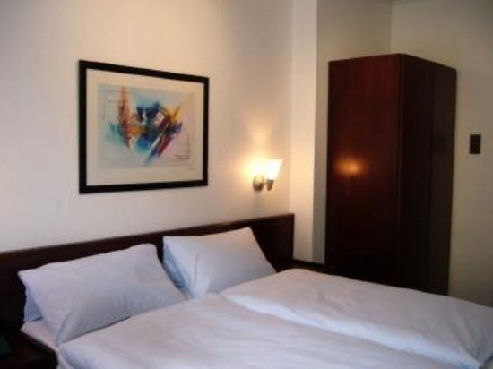 Фото Hotel Berliner Hof