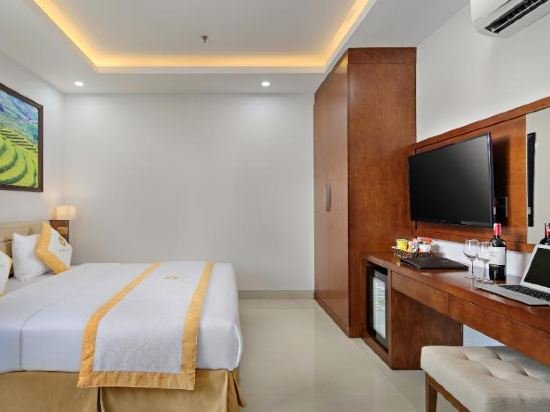 Фото Merry Hotel