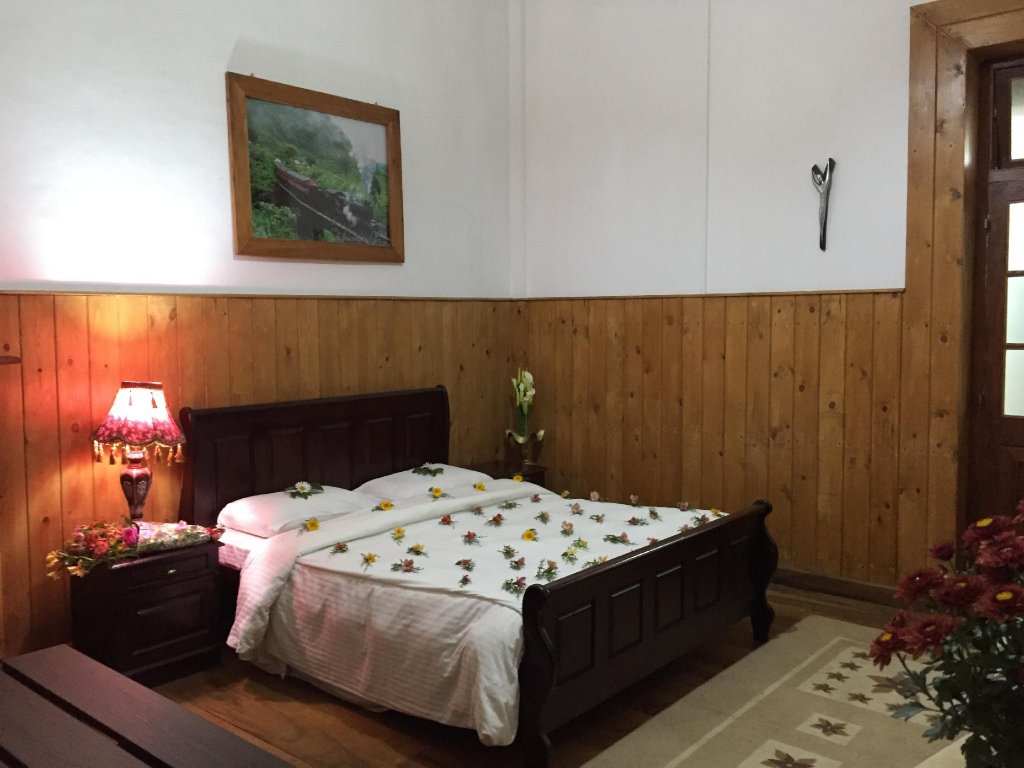 Фото Отель The Trevene