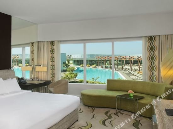 Фото Millennium Al Rawdah Hotel