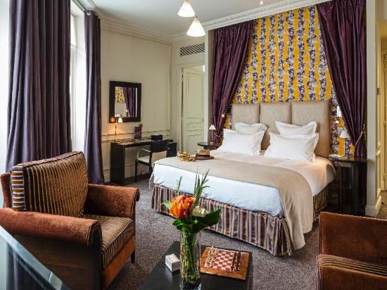 Фото La Trémoille Hotel