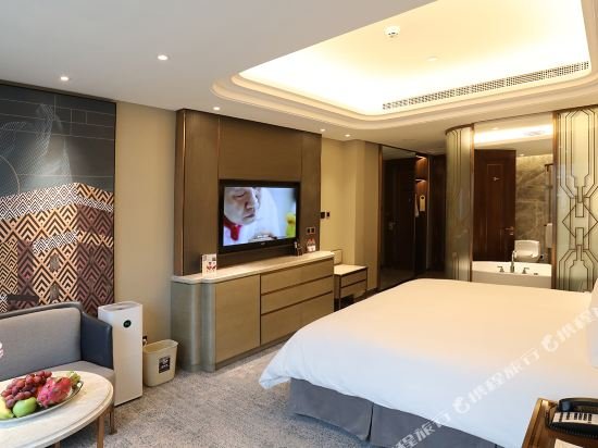 Фото Oriental Riverside Bund View Hotel