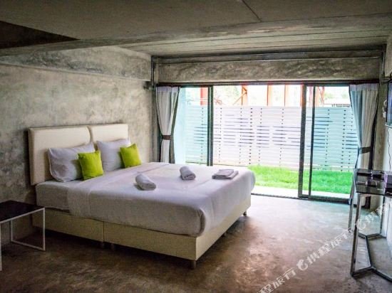 Фото Sunee Boutique Hotel