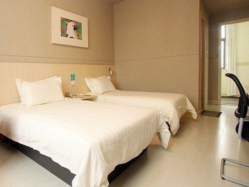 Фото Magnotel Hotel Beijing West Railway Station