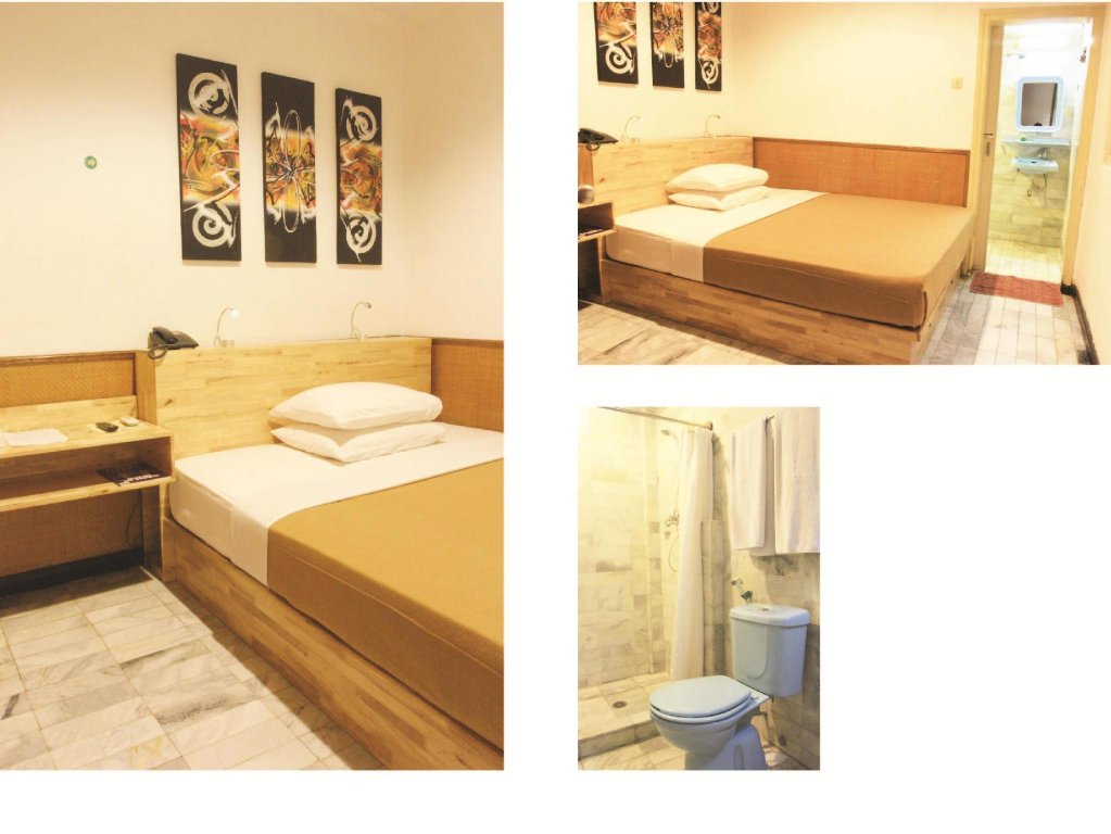 Фото Hotel Karthi